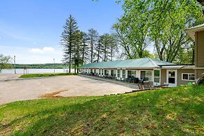 South Arm Retreats Standard Room 5