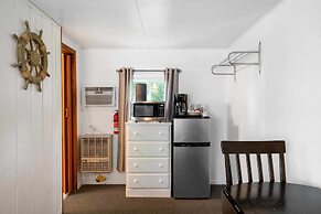 South Arm Retreats Standard Room 5