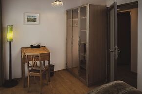 Backstage Hotel Serviced Apartments