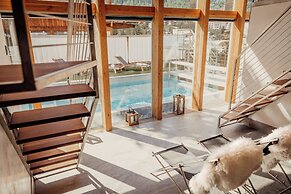 Backstage Hotel Serviced Apartments