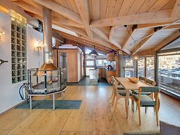 Backstage Hotel Serviced Apartments