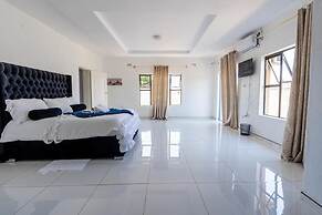 The Crescent Victoria Falls