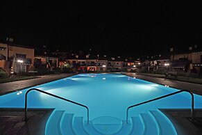 I Girasoli D10 by Wonderful Italy