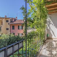 Green Garden House in Lierna