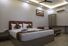 HOTEL GULMOHAR PLAZA BY AUROVILLE ENT