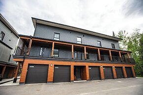 L'Austin Rêve by Revelstoke Vacations