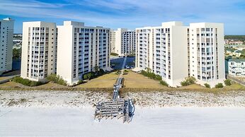 Shoreline Towers 1123 2 Bedroom Condo by RedAwning