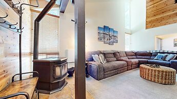 Sierra Park Road #150 2 Bedroom Condo by RedAwning