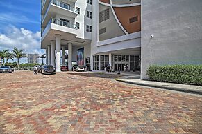 Walk to Hollywood Beach: Upscale 16th-floor Condo