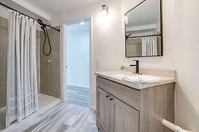 Deck w/ Lake Barkley Views: Spacious Family Home!