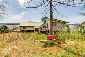 Deck w/ Lake Barkley Views: Spacious Family Home!