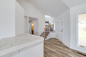 Deck w/ Lake Barkley Views: Spacious Family Home!