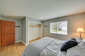 Beachfront Sagle Retreat w/ Boat Dock & Lift