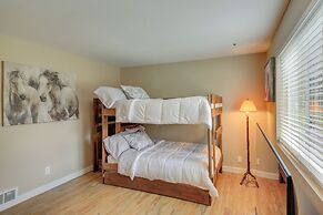 Beachfront Sagle Retreat w/ Boat Dock & Lift