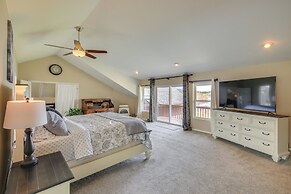 Beachfront Sagle Retreat w/ Boat Dock & Lift