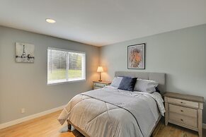 Beachfront Sagle Retreat w/ Boat Dock & Lift