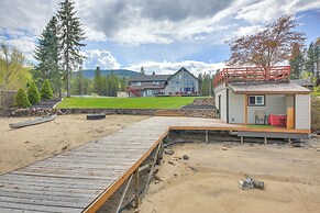 Beachfront Sagle Retreat w/ Boat Dock & Lift