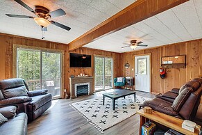 Fire Pit + Community Perks: Murphy Family Cabin!