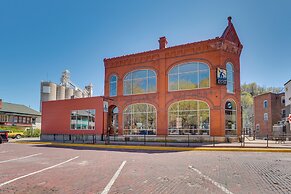 Mcgregor Condo w/ Brewery On-site: Steps to River!
