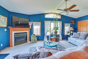 Prairie du Chien Home w/ Yard: 3 Mi to River!