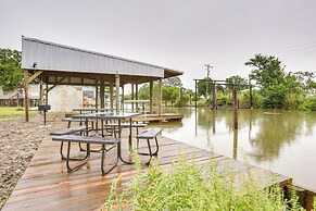 'dularge Copper Landing' - Steps to Falgout Marina