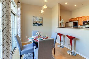 Michigan Townhome w/ Smart TV: 25 Mi to Detroit!