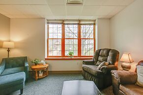 Pet-friendly New Kensington Apt w/ Shared Perks