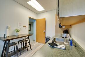 1 Mi to Allegheny River: Cozy Apt w/ Shared Patio!