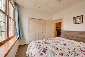 1 Mi to Allegheny River: Cozy Apt w/ Shared Patio!