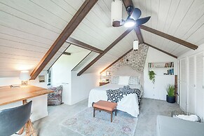 Knoxville Area Getaway on 22 Acres w/ Pond Access!