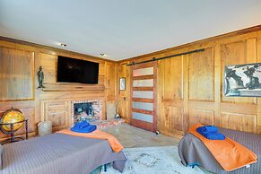 Knoxville Area Getaway on 22 Acres w/ Pond Access!