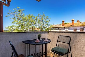 Holiday Home Sladonja - Apartment 01