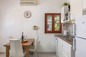 Holiday Home Sladonja - Apartment 02