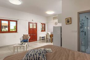 Holiday Home Sladonja - Apartment 02