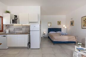 Holiday Home Sladonja - Apartment 02