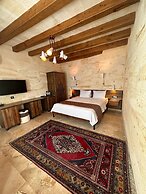 Hira Cave Hotel