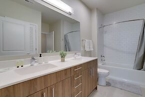 Incredible Apartment Near The Metro