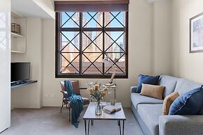 1-bedroom Unit in Classic Melbourne CBD Building!
