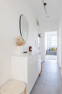 Sleek Scandi-inspired 2BD Flat, Fulham