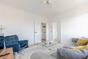 Sleek Scandi-inspired 2BD Flat, Fulham