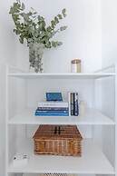 Sleek Scandi-inspired 2BD Flat, Fulham