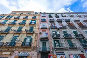 Cirillo Sunshine Nook by Napoliapartments