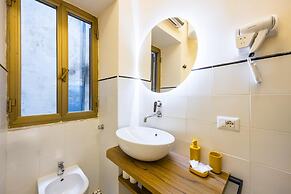 Cirillo Sunshine Nook by Napoliapartments