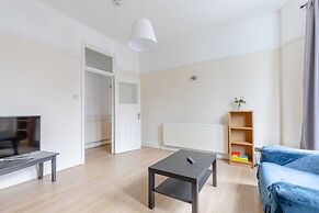 Roomy 3BD by Hampstead Heath!