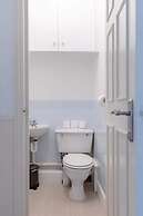 Roomy 3BD by Hampstead Heath!