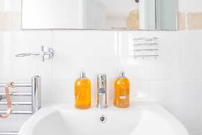 Spacious 3BD Flat, Close to Tube - Fulham!