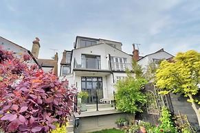 Stunning House in Leigh-on-sea