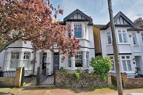Stunning House in Leigh-on-sea