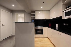 Hotel 1-bed Apartment in Beautiful South Yarra