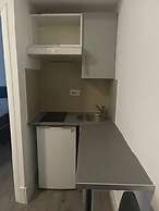 Charming Large Studio Apartment With Balcony